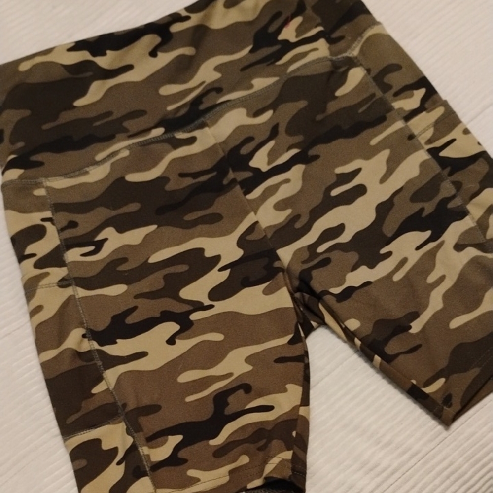 Shosho Camouflage Women's Bike Shorts